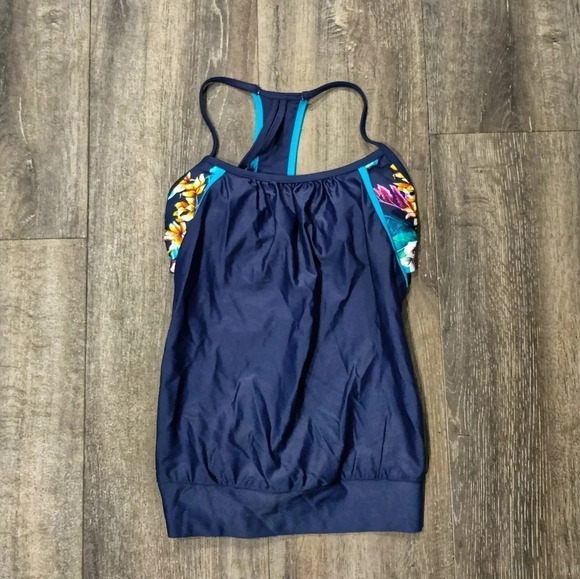 *NWOT* Coastal Blue Tankini with Floral Bralette - Picture 1 of 5